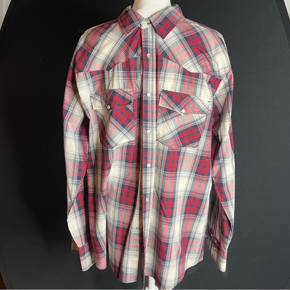 Canyon guide outfitters plaid long sleeve button-down. Men’s XL. Great condition